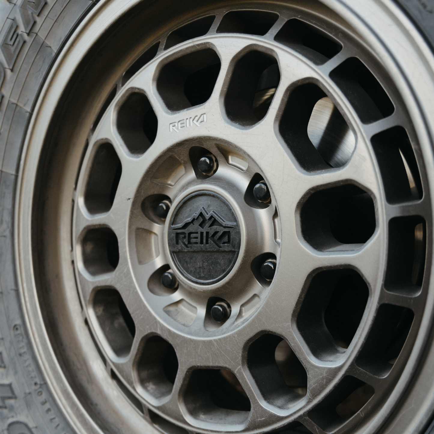 REIKA R35V RAMBLER 2500