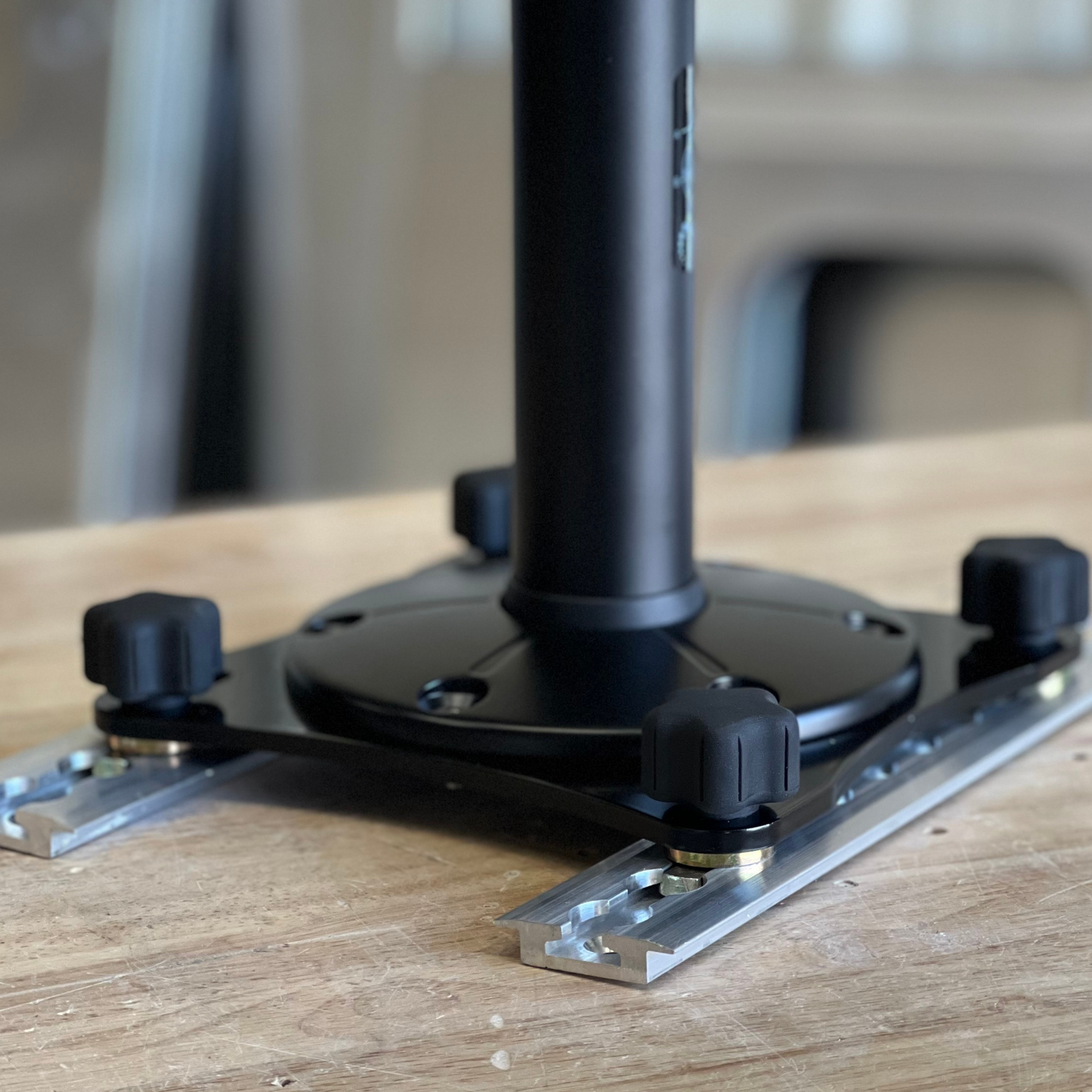 TABLE LEG ADAPTER PLATE