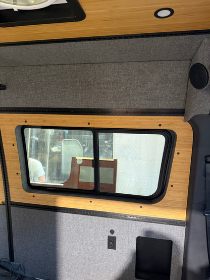 Lost HiWay Mercedes Sprinter Universal Driver Mid Trim Ring