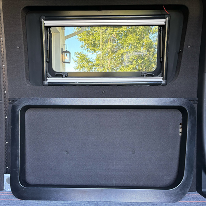 Lost HiWay Mercedes Sprinter Universal Driver Mid Trim Ring